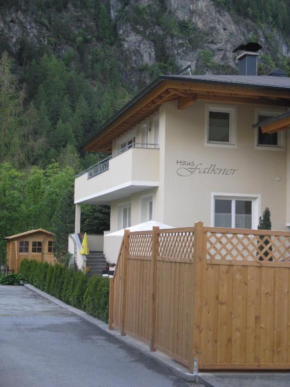 Haus Falkner Barbara Umhausen Εξωτερικό φωτογραφία